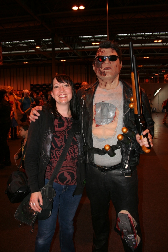 Mrs Platinum Al meets the Terminator.